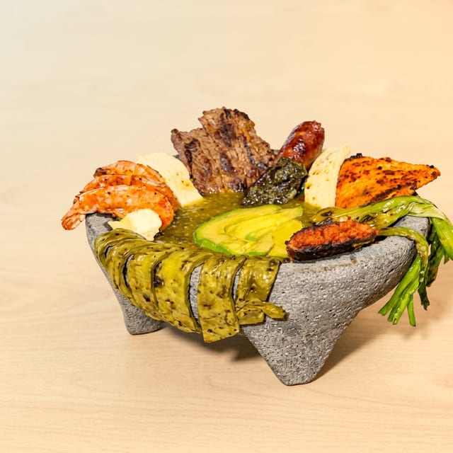 Molcajete.